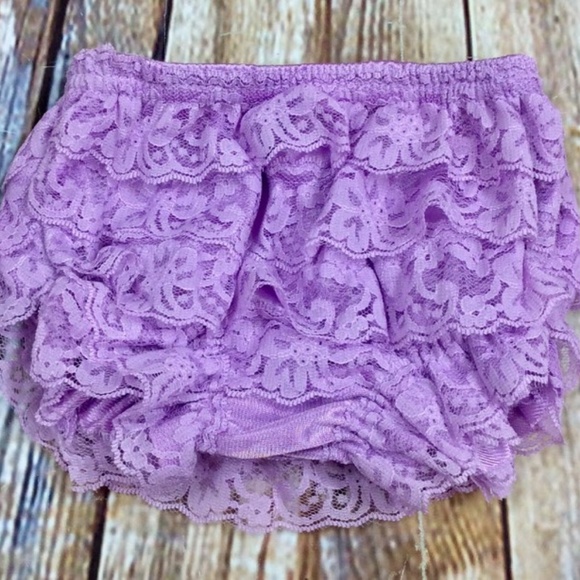 New Baby Lace Bloomers Diaper Covers Ruffle Butts - Picture 8 of 8